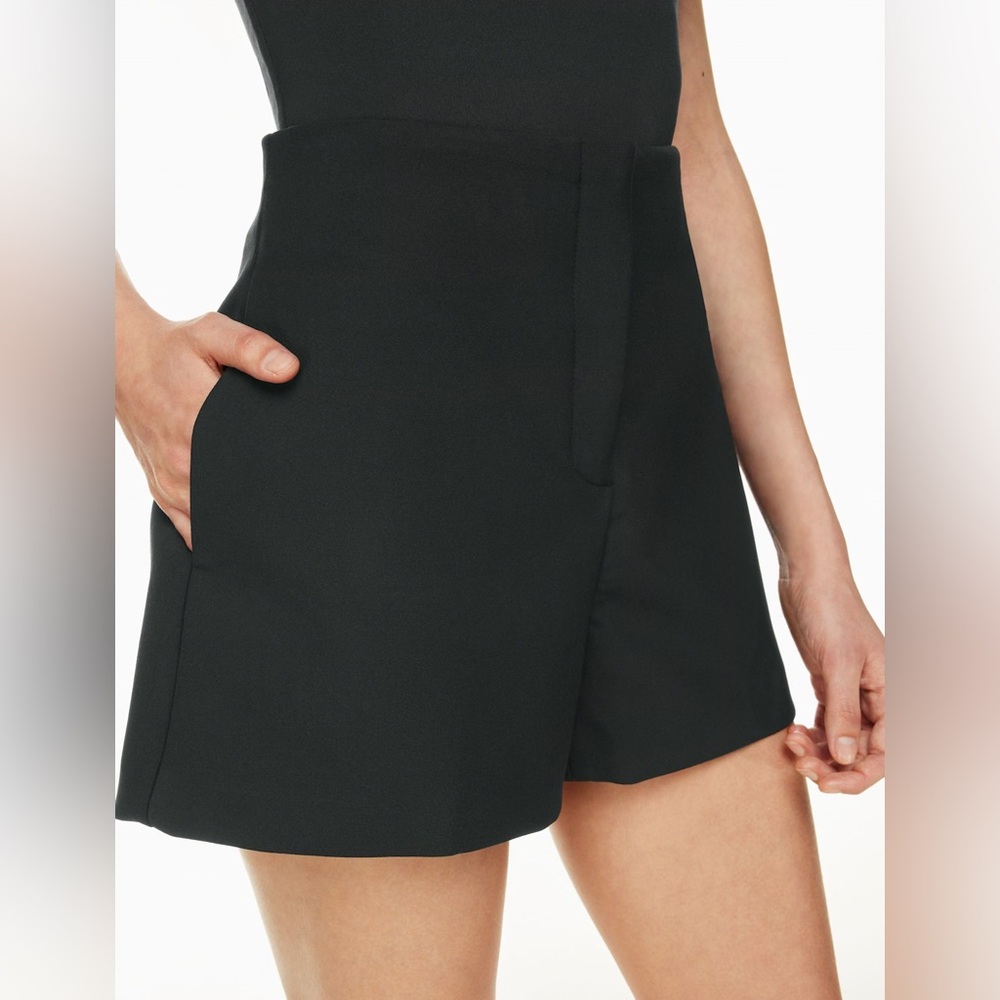 aritzia babaton dabble shorts